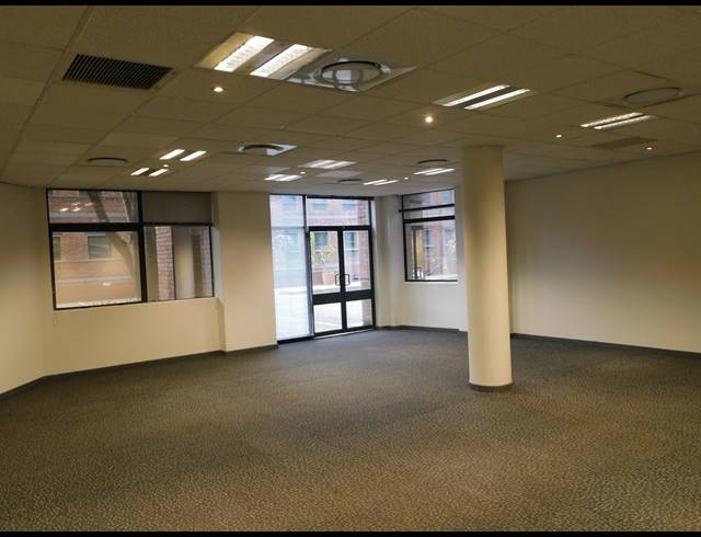 314M² OFFICE TO LET IN PARKTOWN